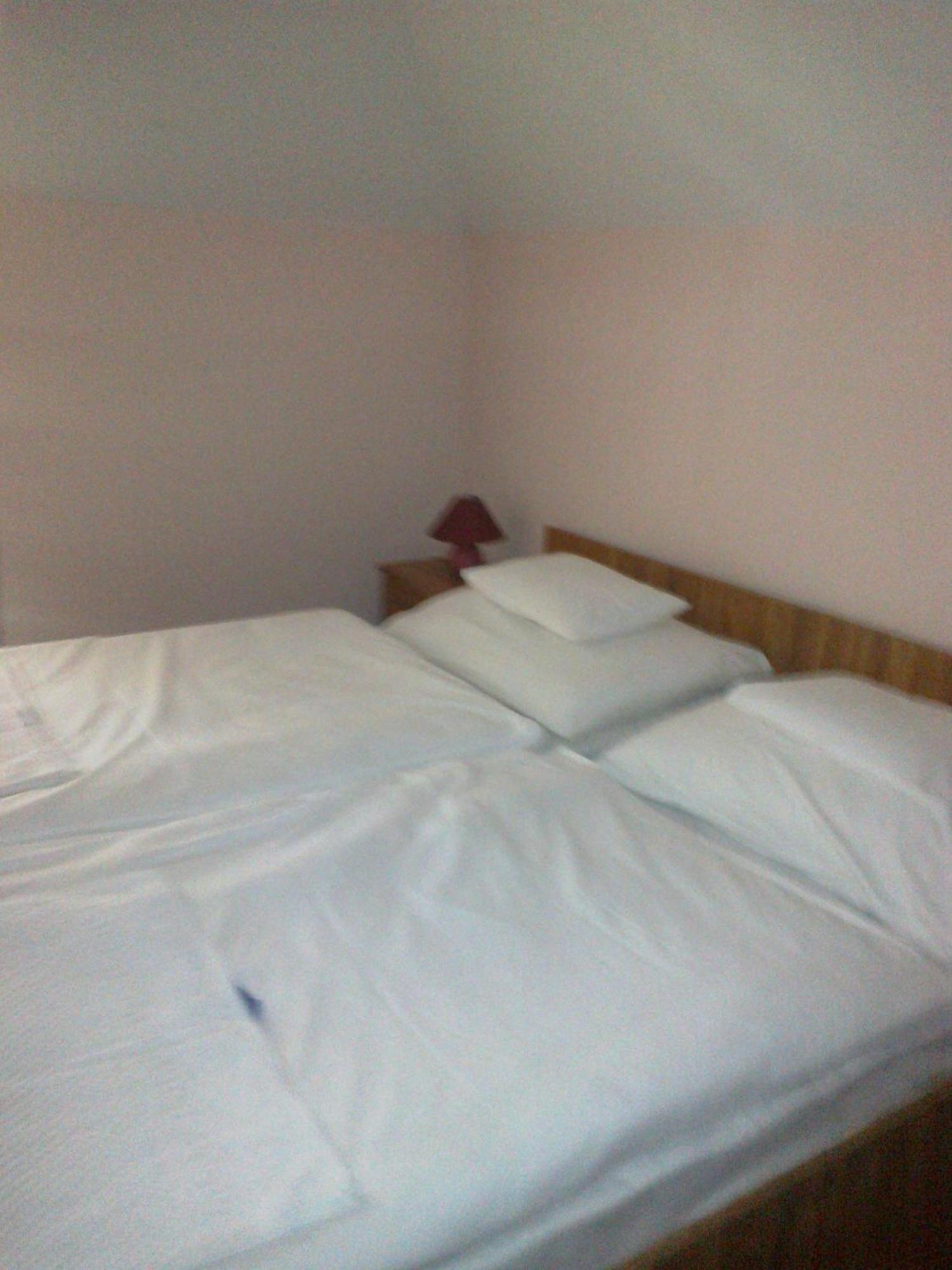 Hotel Gyoergyey Kastely Panzio Es Etterem Tápiógyörgye Zewnętrze zdjęcie